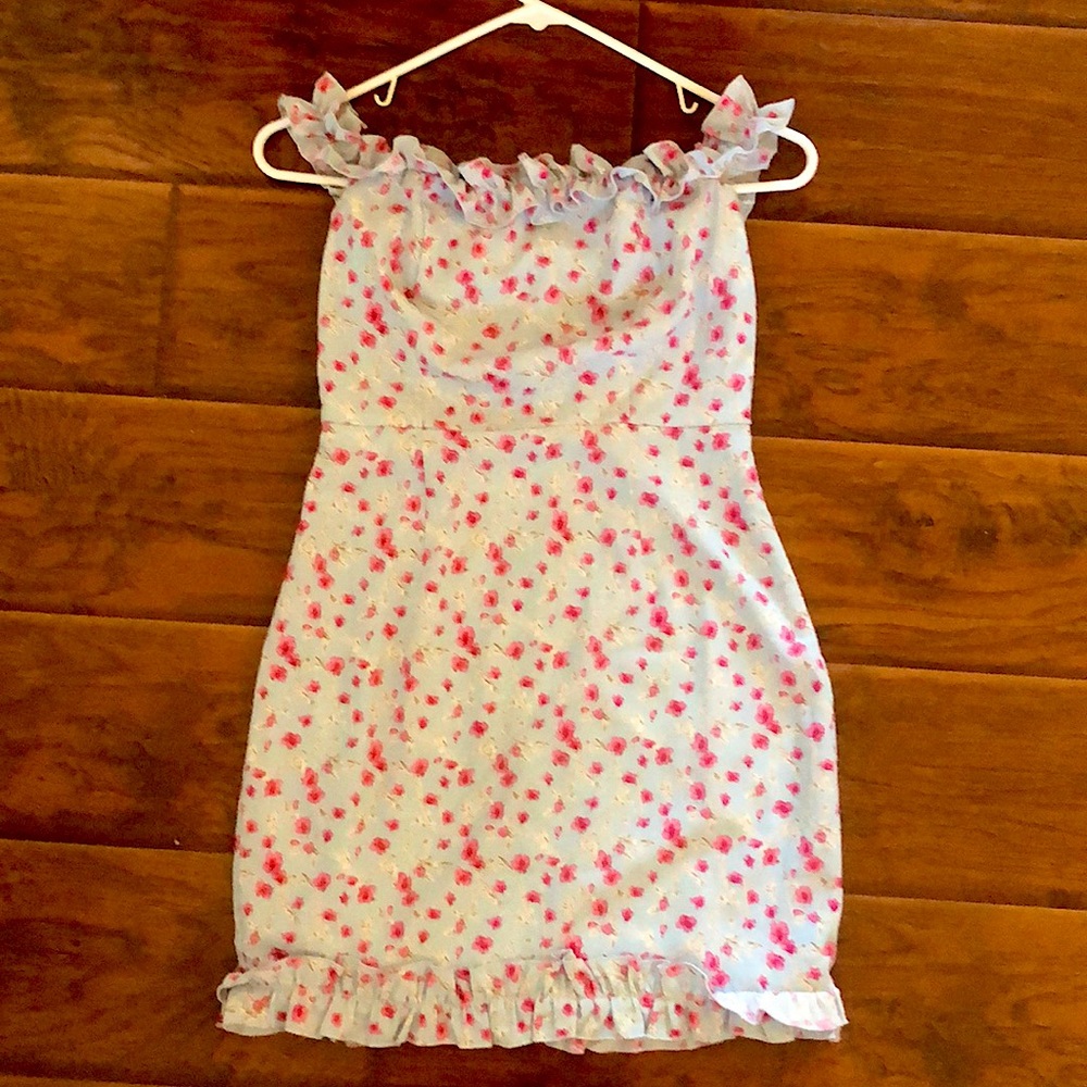 LIGHT BLUE AND PINK SPRING DRESS